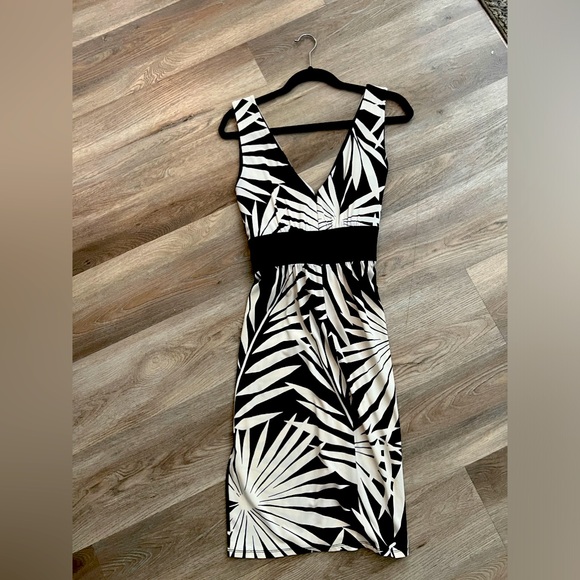 Max and Cleo cocktail dress - Picture 7 of 8